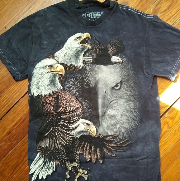 Graphic tshirt - Picture 1 of 2